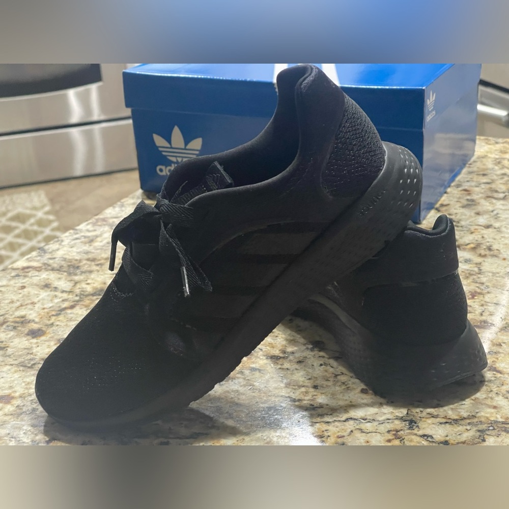 Adidas Edge Luxe Black Women Tennis Shoes